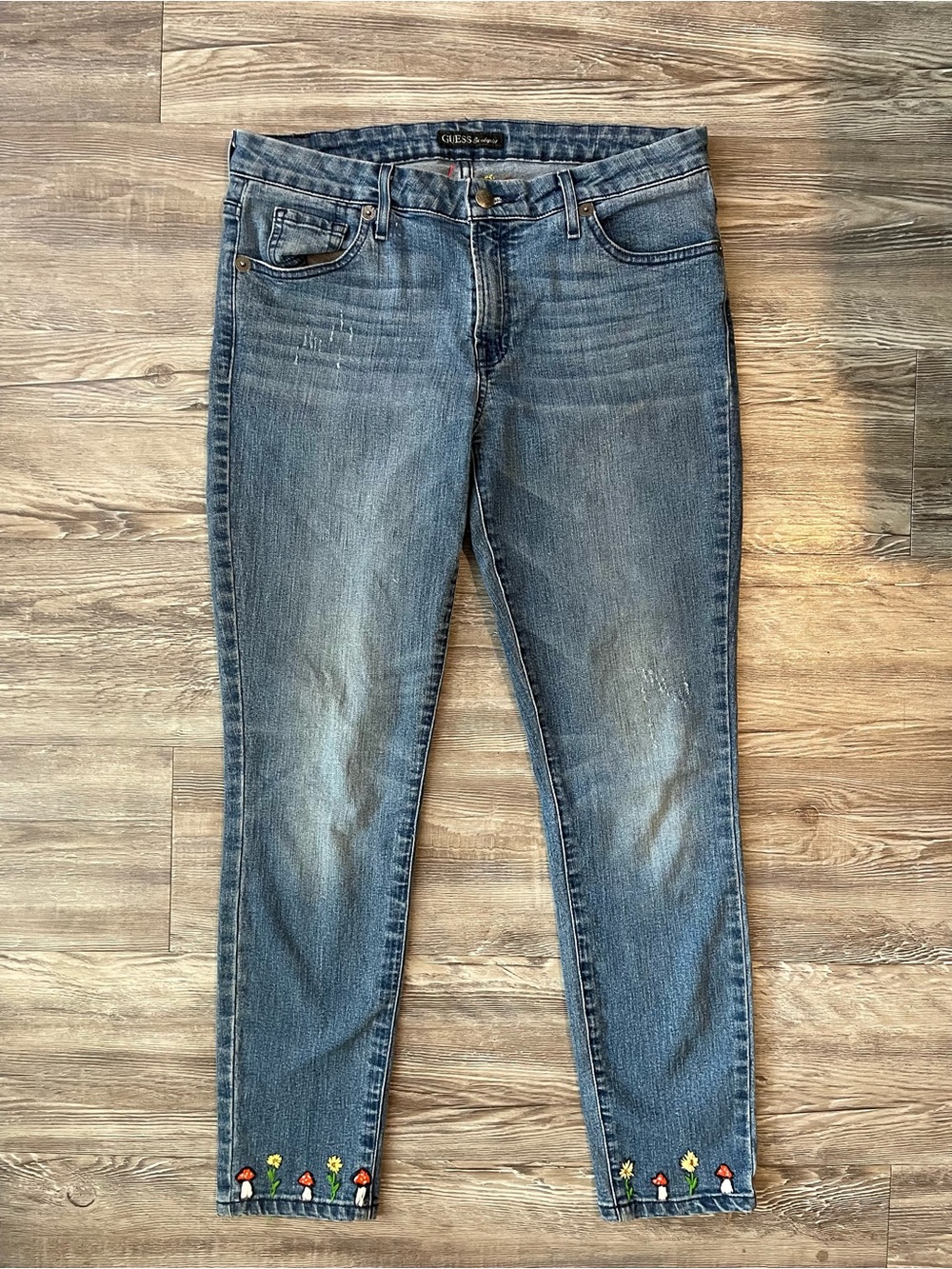 Guess : Embroidered Mushroom Jeans!!